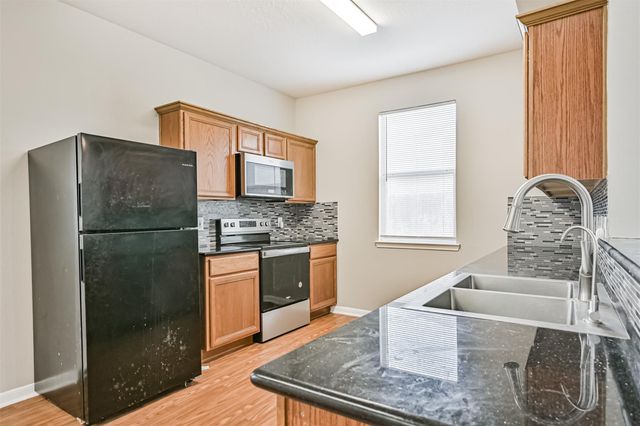 4714 Montclair Hill Lane, Fresno, TX 77545