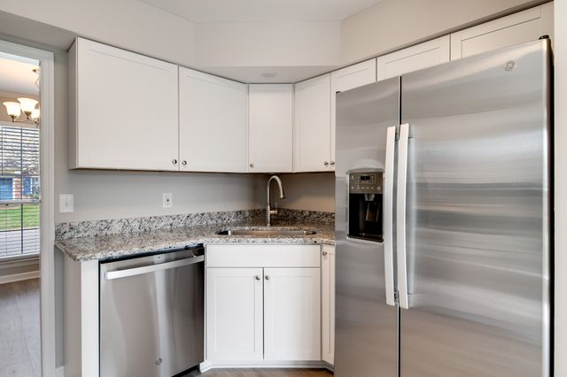344 N Birchwood Dr, Hendersonville, TN 37075