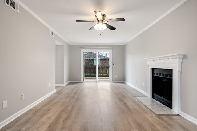 344 N Birchwood Dr, Hendersonville, TN 37075