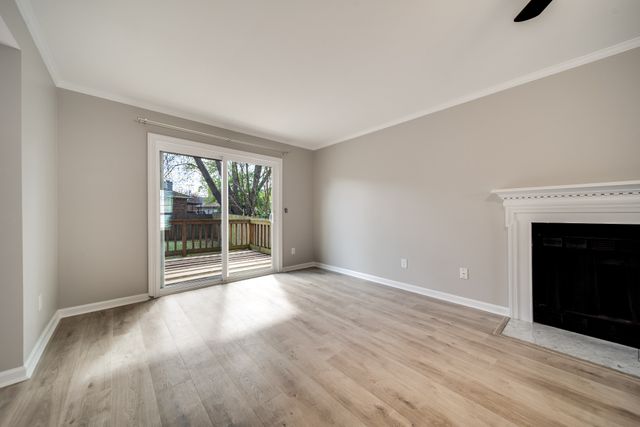 344 N Birchwood Dr, Hendersonville, TN 37075