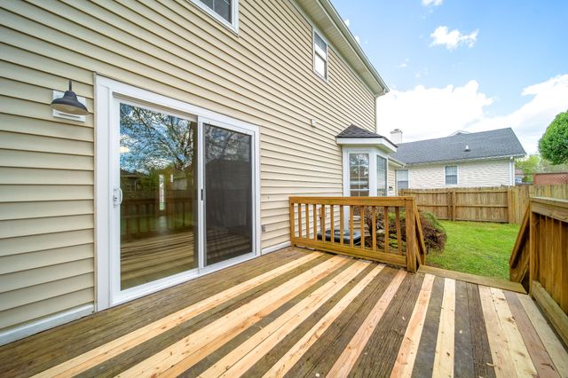 344 N Birchwood Dr, Hendersonville, TN 37075