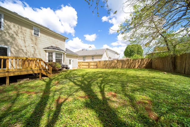 344 N Birchwood Dr, Hendersonville, TN 37075