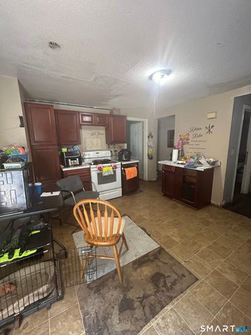 26 Summit Street, Meriden, CT 06450