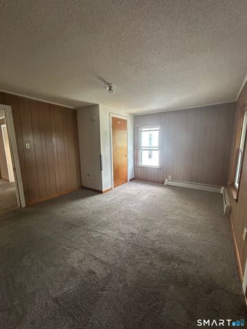 26 Summit Street, Meriden, CT 06450