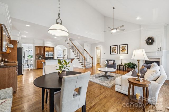 10834 Rogalla Drive, Charlotte, NC 28277