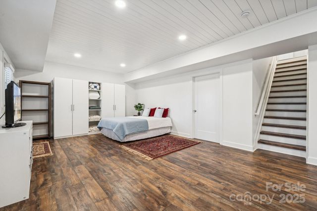 10834 Rogalla Drive, Charlotte, NC 28277