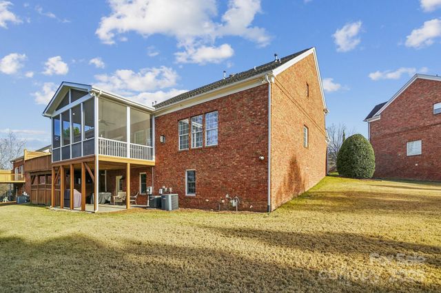 10834 Rogalla Drive, Charlotte, NC 28277