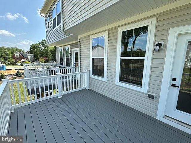 6 FOXWOOD DR, Hainesport, NJ 08036