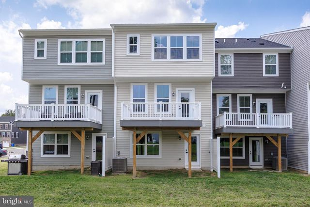 6 FOXWOOD DR, Hainesport, NJ 08036