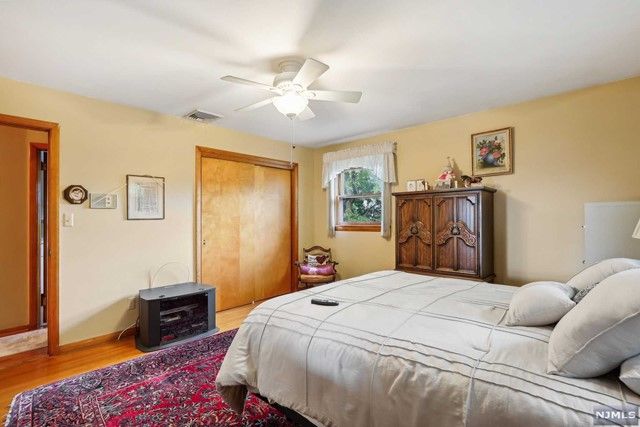 41 Dorothy Drive, North Haledon, NJ 07508