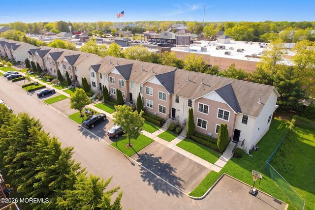 58 Charming Way, Lakewood, NJ 08701