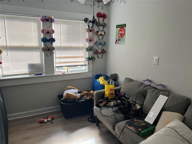 1002 E IDA STREET, Tampa, FL 33603