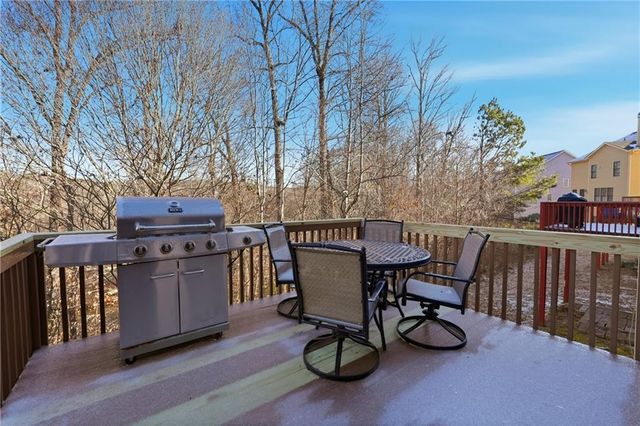 1607 Baxley Pine Trace, Suwanee, GA 30024