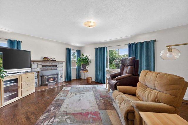 546 Green Valley Road, Watsonville, CA 95076