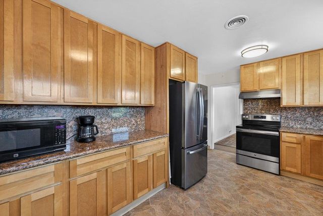546 Green Valley Road, Watsonville, CA 95076