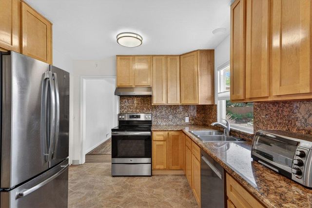 546 Green Valley Road, Watsonville, CA 95076