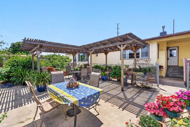 546 Green Valley Road, Watsonville, CA 95076
