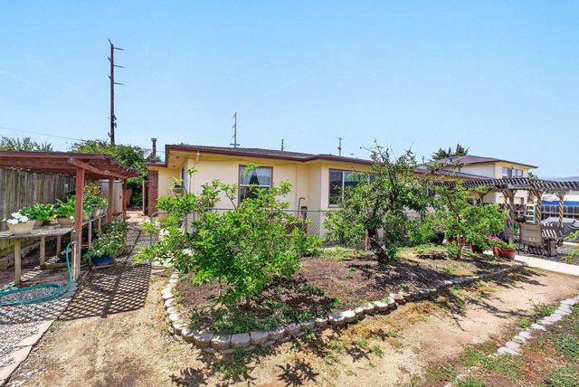 546 Green Valley Road, Watsonville, CA 95076