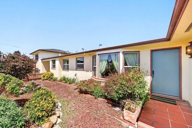 546 Green Valley Road, Watsonville, CA 95076