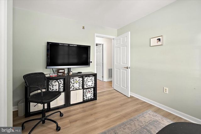 9933 MAIN ST, Berlin, MD 21811