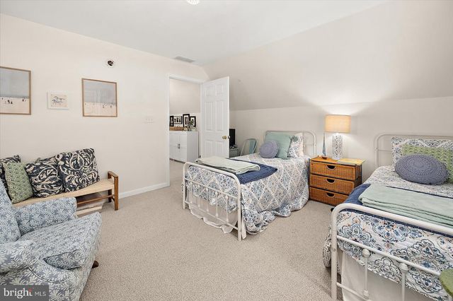 9933 MAIN ST, Berlin, MD 21811