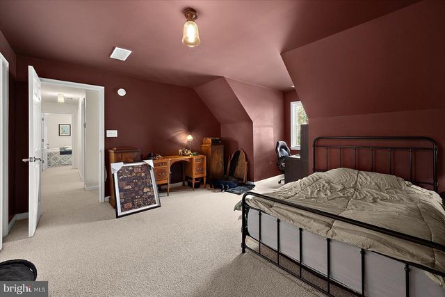 9933 MAIN ST, Berlin, MD 21811