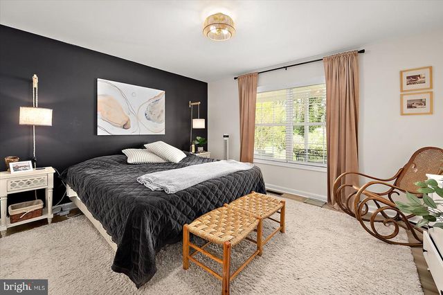 9933 MAIN ST, Berlin, MD 21811