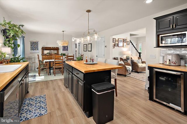 9933 MAIN ST, Berlin, MD 21811