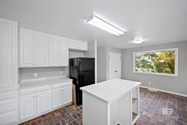 729 N Artillery Range, Spanish Fort, AL 36527