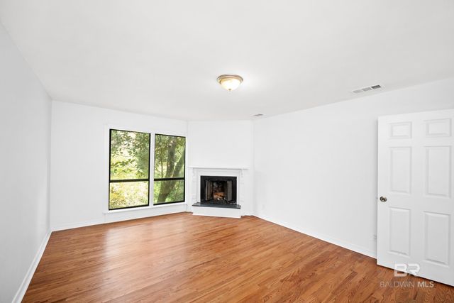 729 N Artillery Range, Spanish Fort, AL 36527