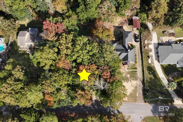 729 N Artillery Range, Spanish Fort, AL 36527