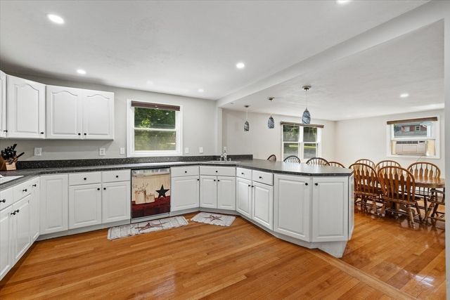 3 Arrowhead Ave, Auburn, MA 01501