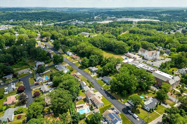 3 Arrowhead Ave, Auburn, MA 01501