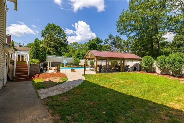 3 Arrowhead Ave, Auburn, MA 01501