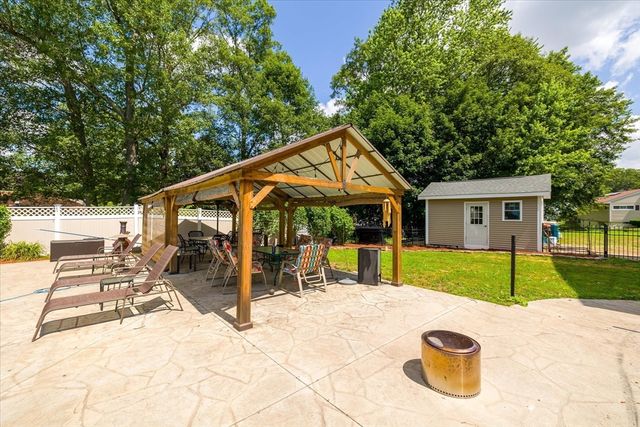 3 Arrowhead Ave, Auburn, MA 01501