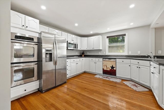 3 Arrowhead Ave, Auburn, MA 01501