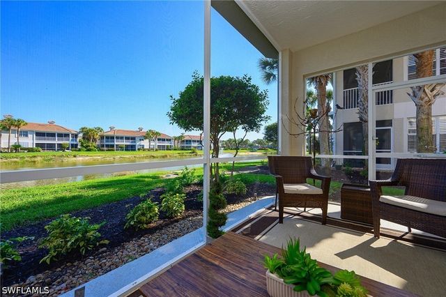 3052 Horizon LN 1207, Naples, FL 34109