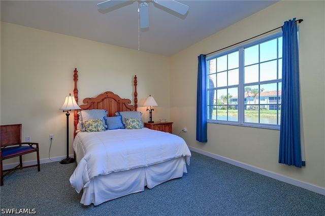 3052 Horizon LN 1207, Naples, FL 34109