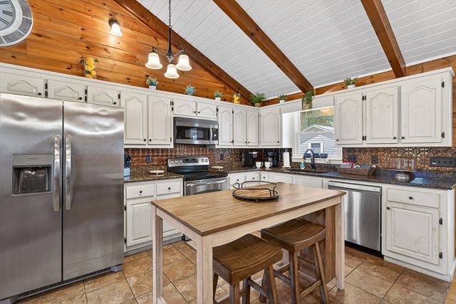 353 Sunrise Road, Blue Ridge, GA 30513