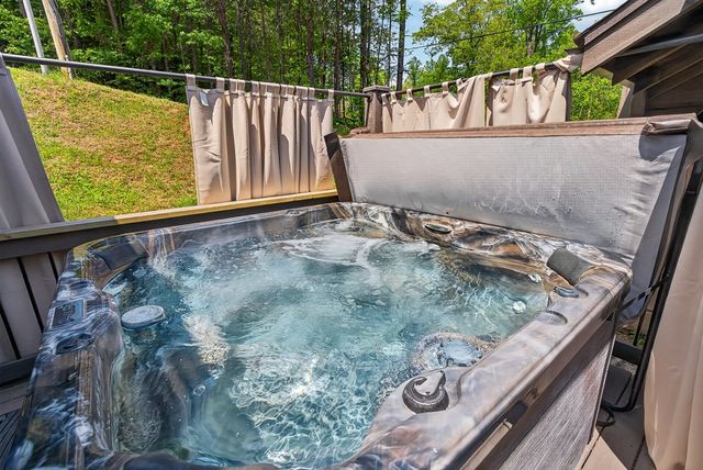 353 Sunrise Road, Blue Ridge, GA 30513