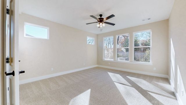 6011 Bloom St, Rockvale, TN 37153