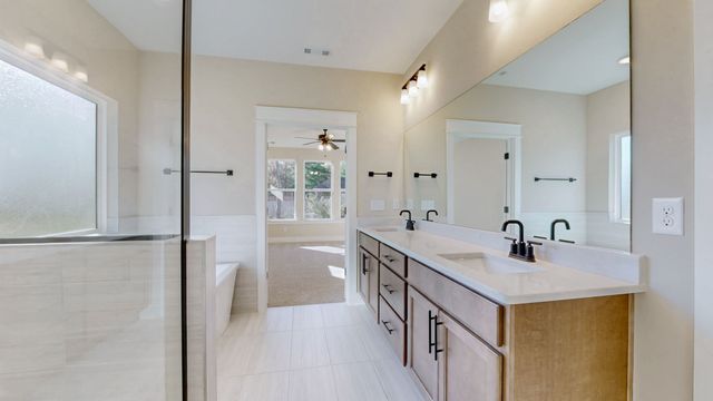 6011 Bloom St, Rockvale, TN 37153