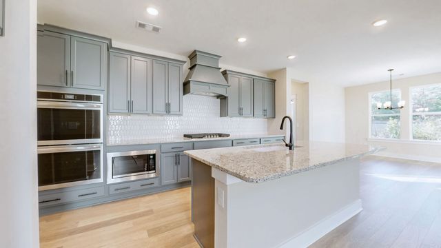 6011 Bloom St, Rockvale, TN 37153