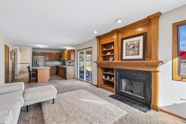 1705 NE Innsbruck Court, Ankeny, IA 50021