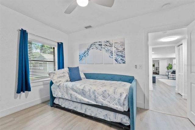 3709 W GRIFLOW STREET, Tampa, FL 33629