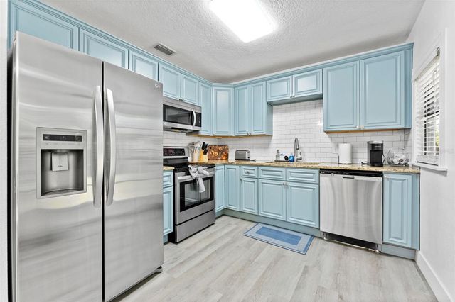 3709 W GRIFLOW STREET, Tampa, FL 33629
