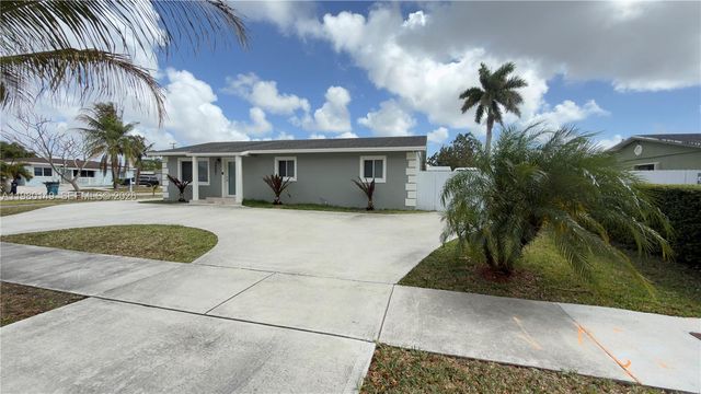 30001 SW 153rd Ave, Homestead, FL 33033