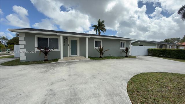 30001 SW 153rd Ave, Homestead, FL 33033
