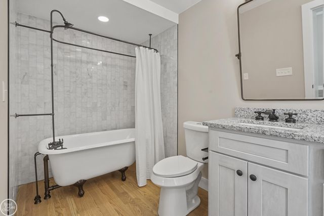 8894 Arnold Road, Fair Haven, MI 48023