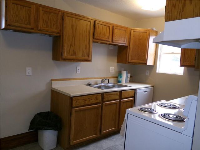 723 Isley Boulevard, Excelsior Springs, MO 64024